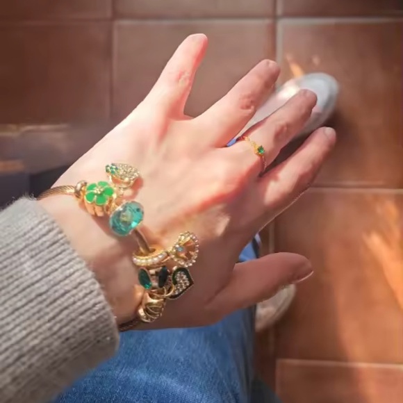 Emerald Charm 18K Gold Stainless Steel Cable Bracelet - Picture 6 of 10